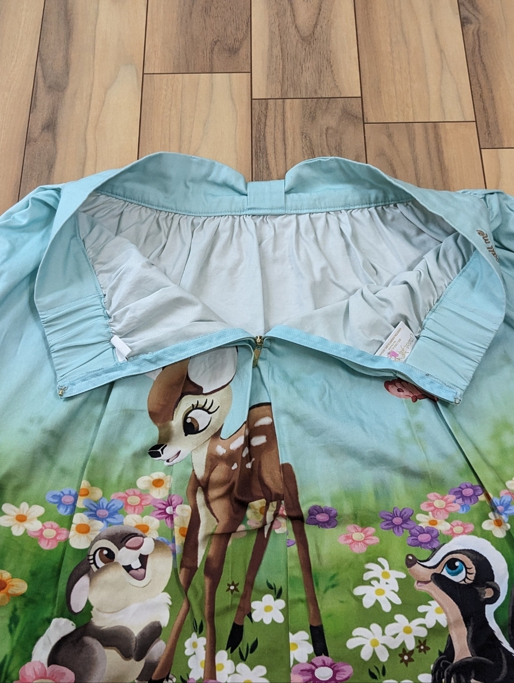 EUC! Loungefly Stitch Shoppe Bambi Skirt Size XL - Picture 16 of 16